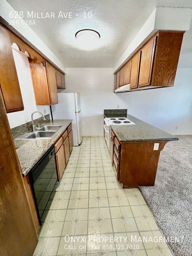 Charming 2 bedroom 1 bath apartment in El Unit 10 El Cajon, CA