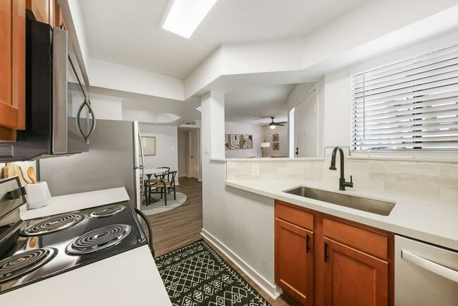 Cortland Scottsdale Mountain