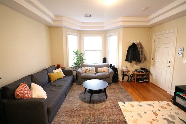 Photo - 114 Pleasant St Unidad 1