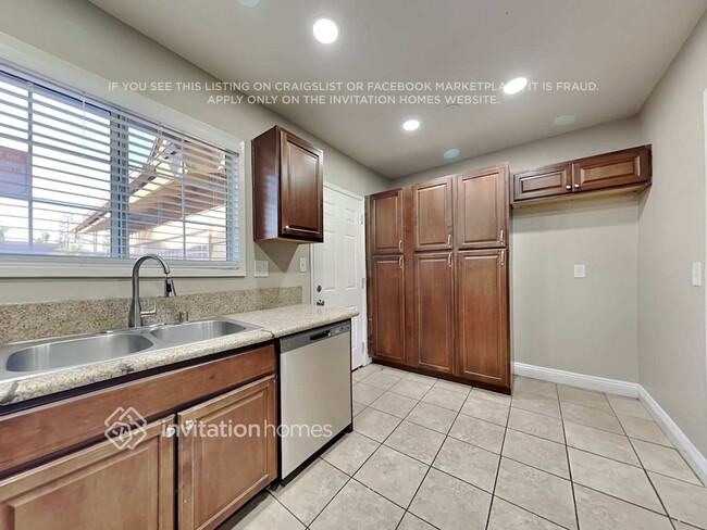 Photo - 7175 De Palma St