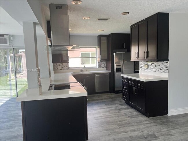 Photo - 5909 NW 67th Ave