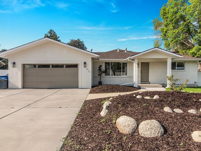 Building Photo - Fully Renovated 5BR Home with RV Parking & Designer Finishes