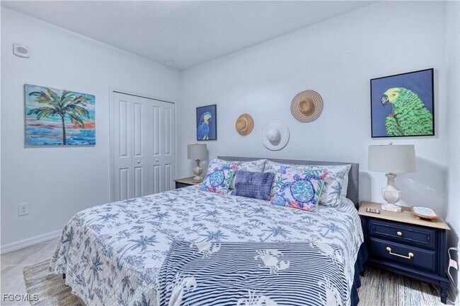 Building Photo - 15195 Bluffton Unit 917