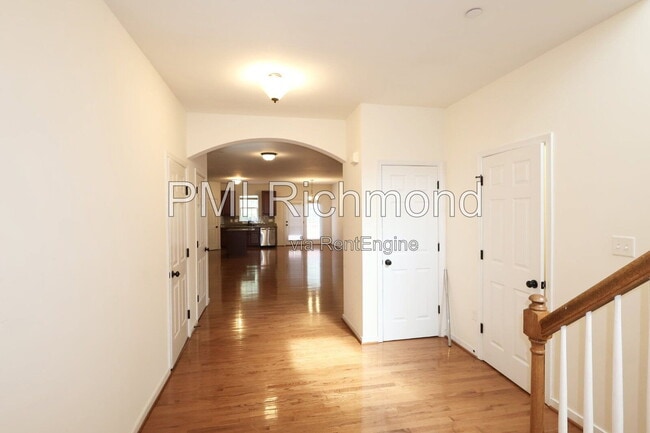 Photo - 4707 Brydes Ln