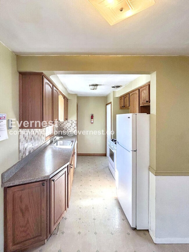 Photo - 30034 Oakdale Rd