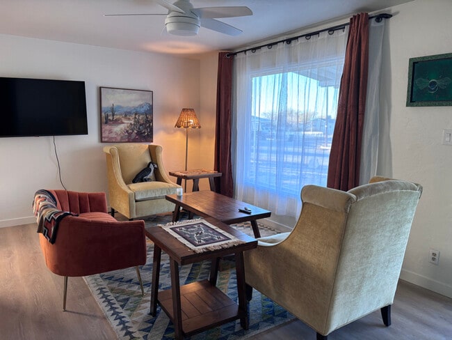 Photo - 9402 Claremont Ave NE