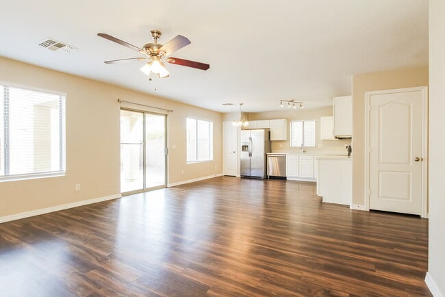12916 W Lawrence Ct