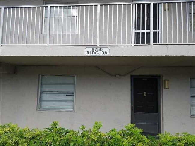 Building Photo - 8750 Royal Palm Blvd Unit 106
