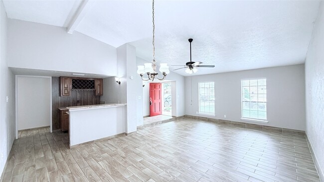 15507 Mira Monte Dr