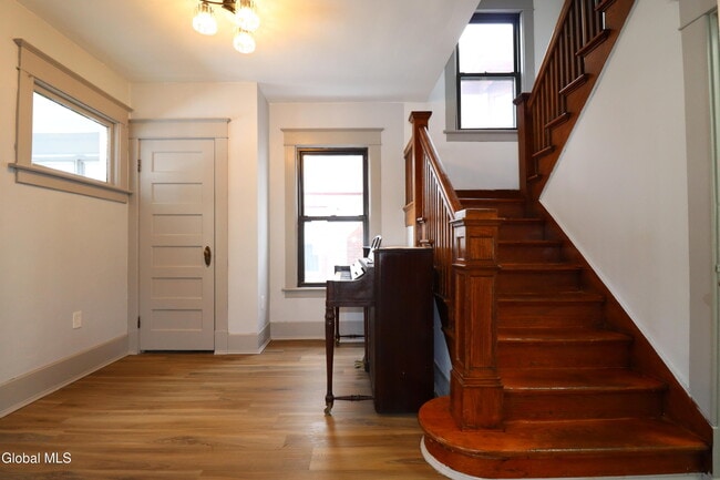 Photo - 442 Plymouth Ave