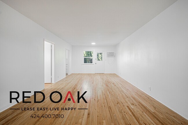 Photo - 2247 Merton Ave Unit 6