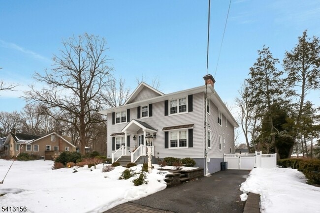 Photo - 41 Fairview Ave