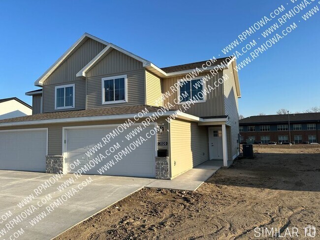 Building Photo - Perry Townhomes
