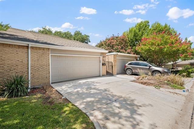 Photo - 2706 Creekwood Ct