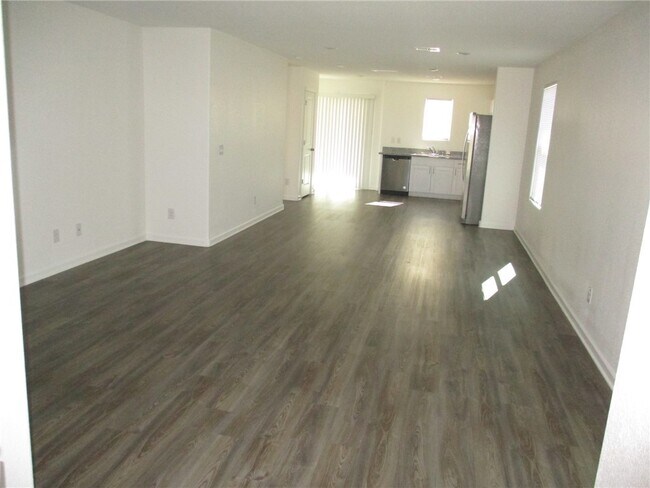 Photo - 2474 Tapatio Dr