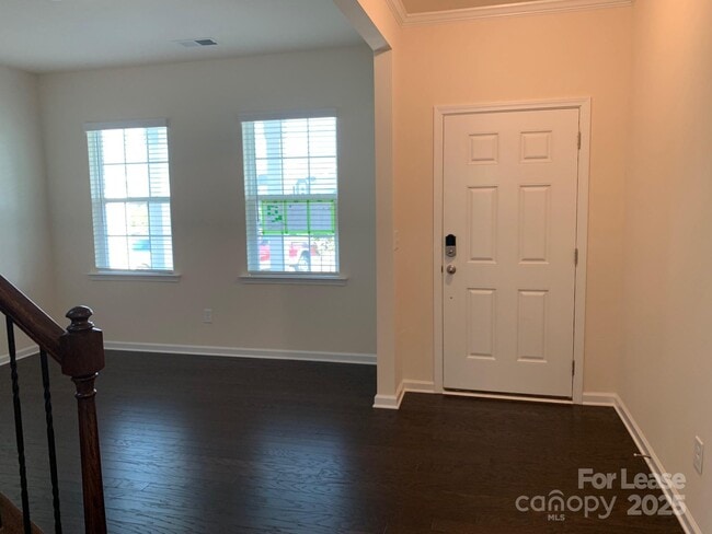 Photo - 143 Wrangell Dr