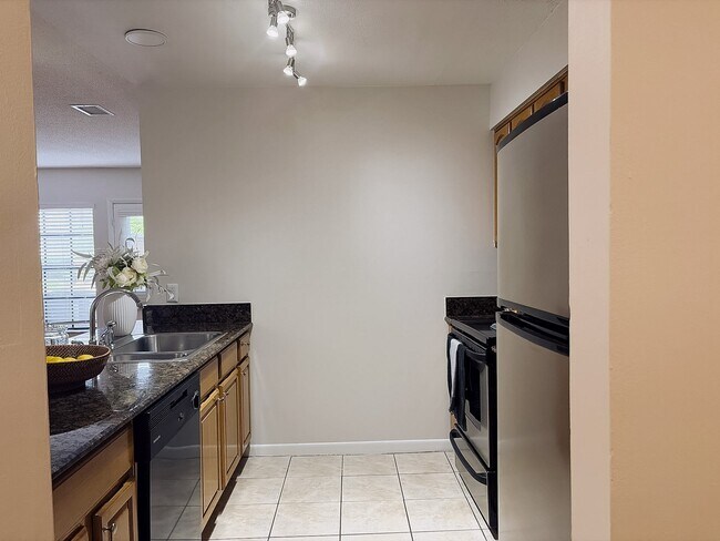 Photo - 210 S Habana Ave Unit 208B