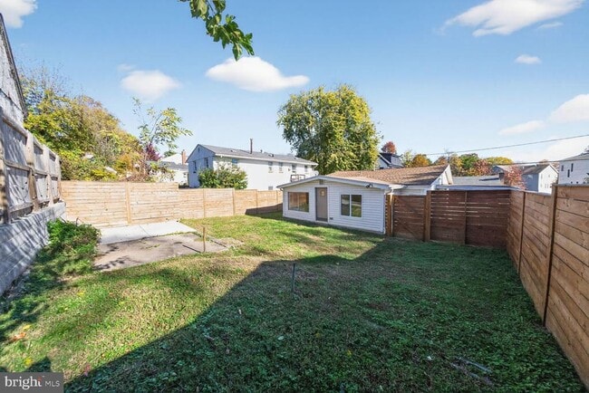 Photo - 2136 S Monroe St