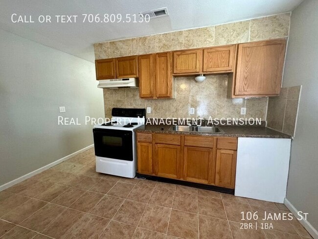 Photo - 106 James St