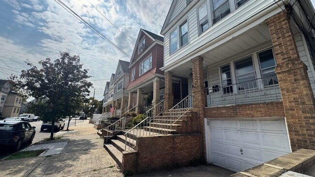 Photo - 283 Avenue A Unit 1