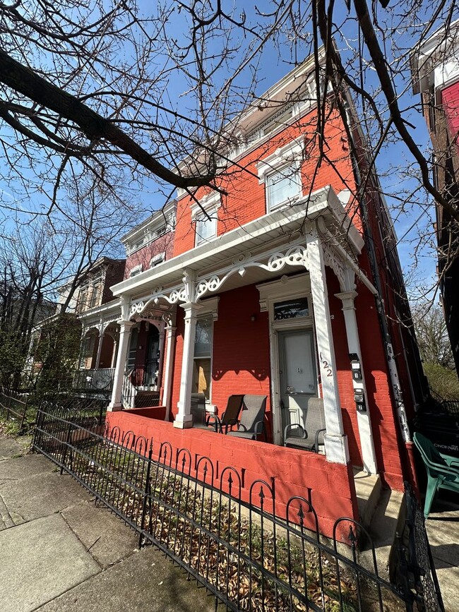 Photo - 122 E University Ave Unit 1