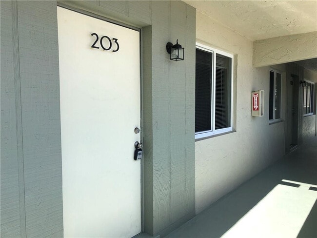 Photo - 1400 NE 54th St Unit 203