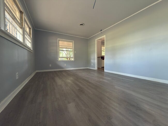 Photo - 2827 Brewton St