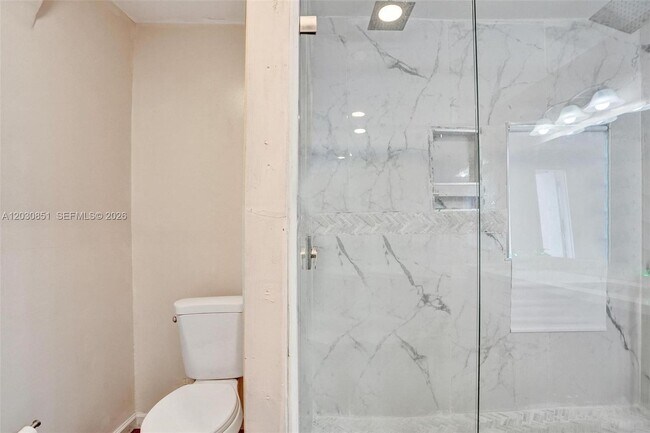 610 Carolina Ave Unit 2