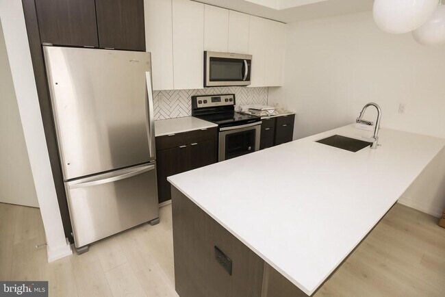 Photo - 1250 North St Unit B