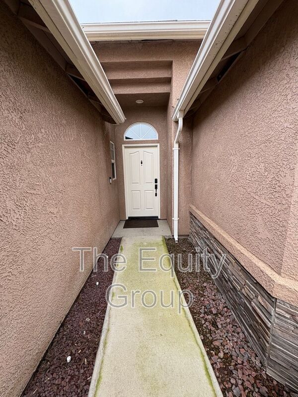 Photo - 1421 E Mesa Ct