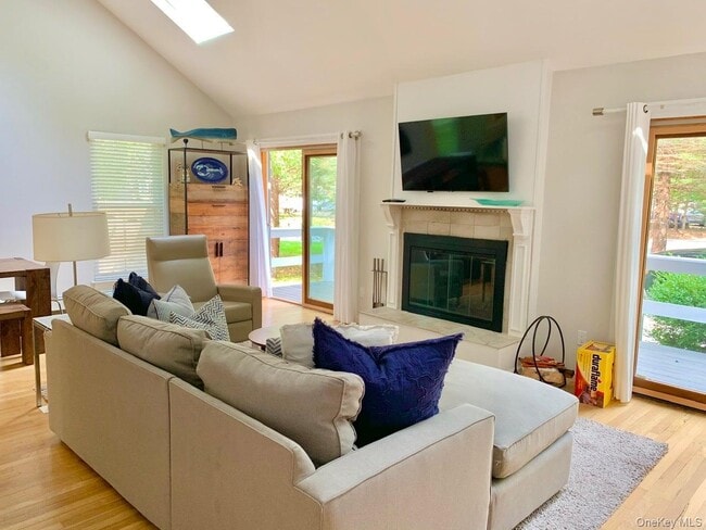 Photo - 61 Kings Point Rd