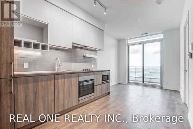 Photo - 950 Portage Pkwy Unit 3107