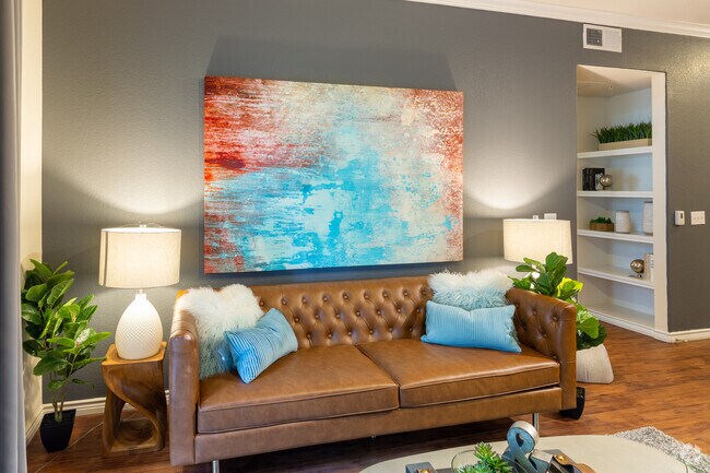 1 habitación, 1 baño, 779 pies cuadrados - Bridge at Ribelin Ranch