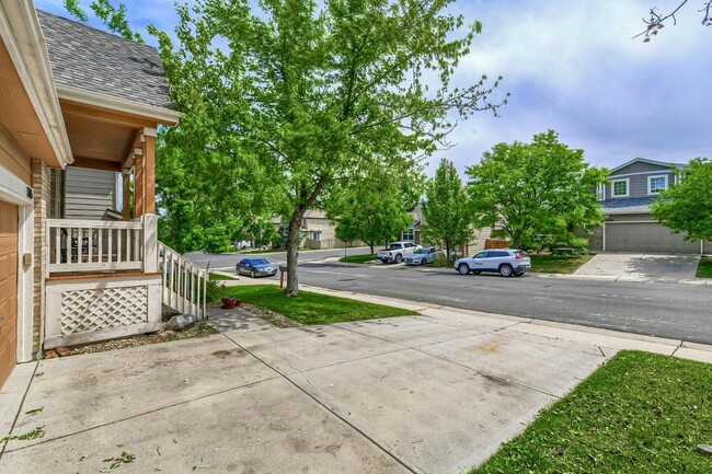 Photo - 13685 Cook St