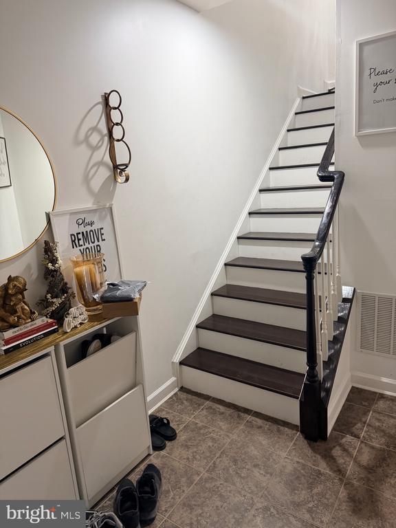 Photo - 7413 Matapan Dr