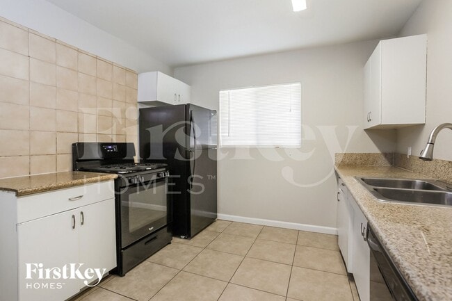 Photo - 1701 Sweeney Ave