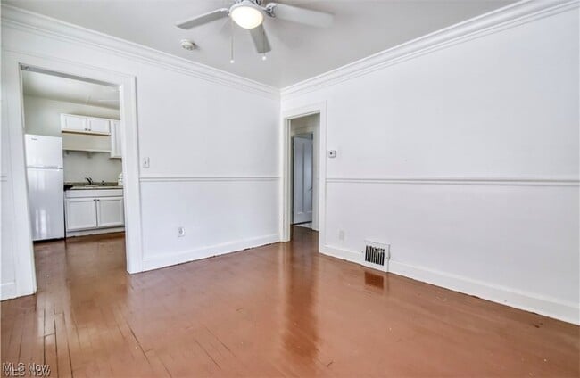 Photo - 1051 E 171st St