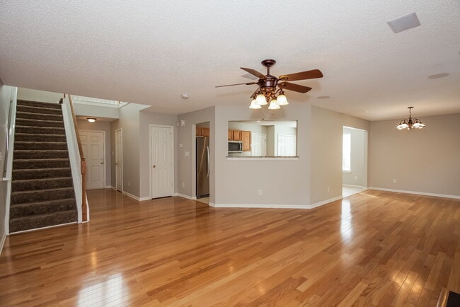 Photo - 10619 Haddington Dr