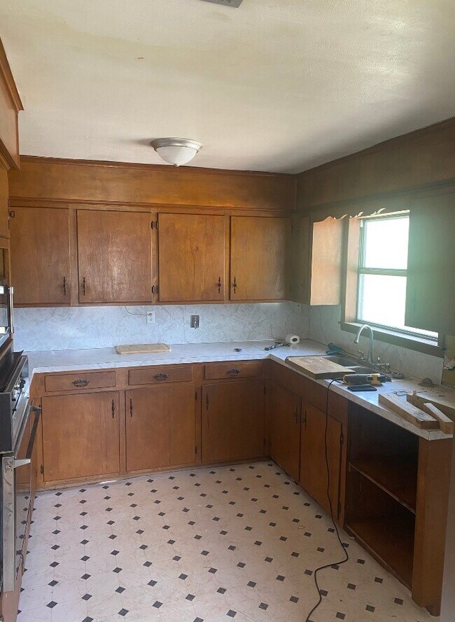 Photo - 125 Wingate Rd