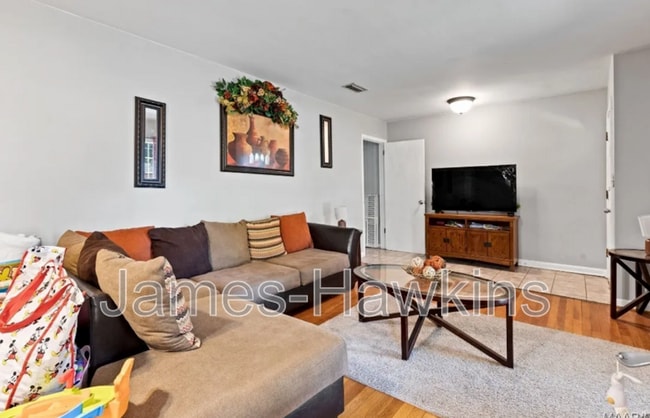 Photo - 1152 Woodbridge Dr