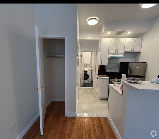 Building Photo - 0 bedroom in NEW YORK NY 10022 Unit 2B Rental