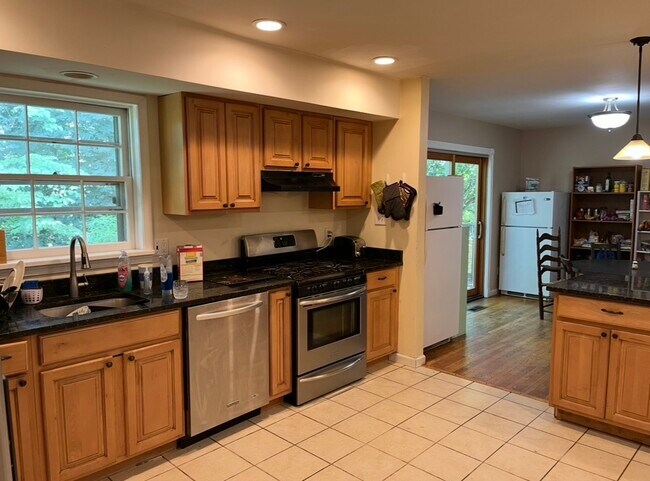 Photo - 5310 Danbury Rd