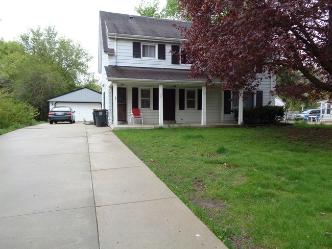 Front of house - 11629 W Watertown Plank Rd Unit 1