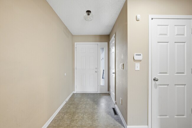Photo - 4417 N 106th St