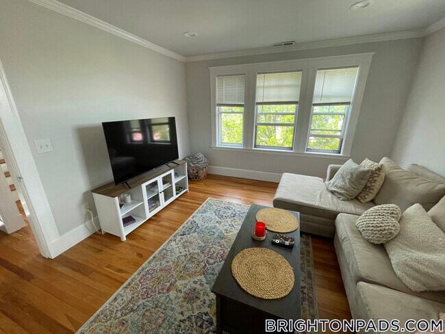 Photo - 65 Bostonia Ave Apartment