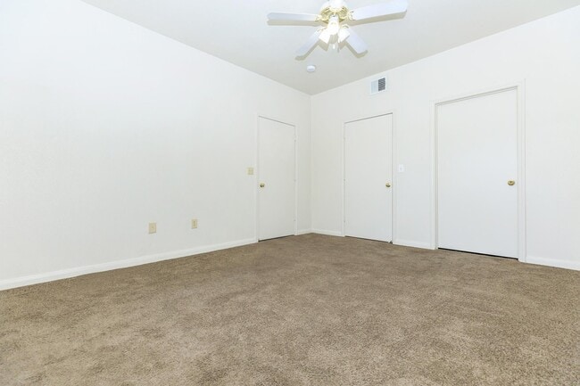 Photo - 1700 Mustang Dr Unit 208