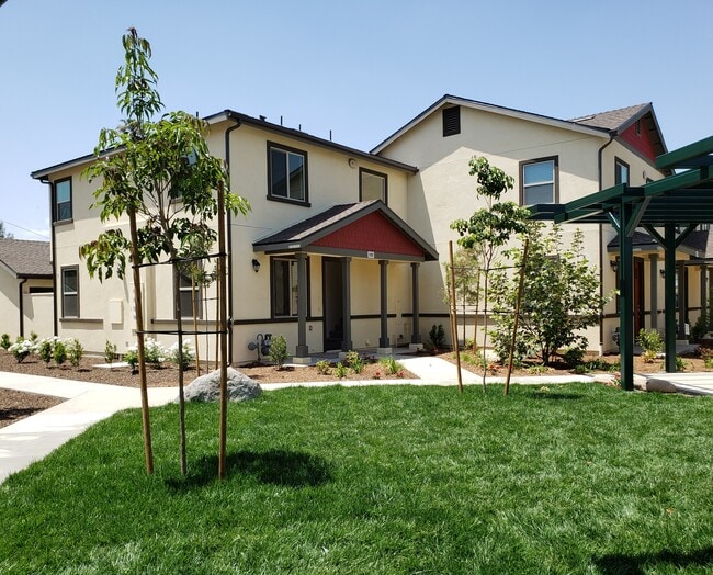 Building Photo - 24707 6th St Rental