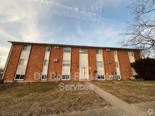 Building Photo - 2 Hampshire Ct Rental