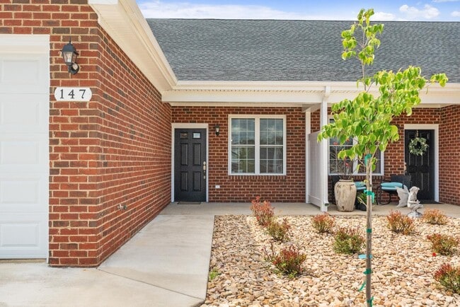 177 Villa Oak Cir