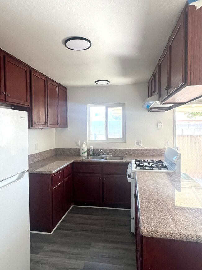 Photo - 5125 Bandera St